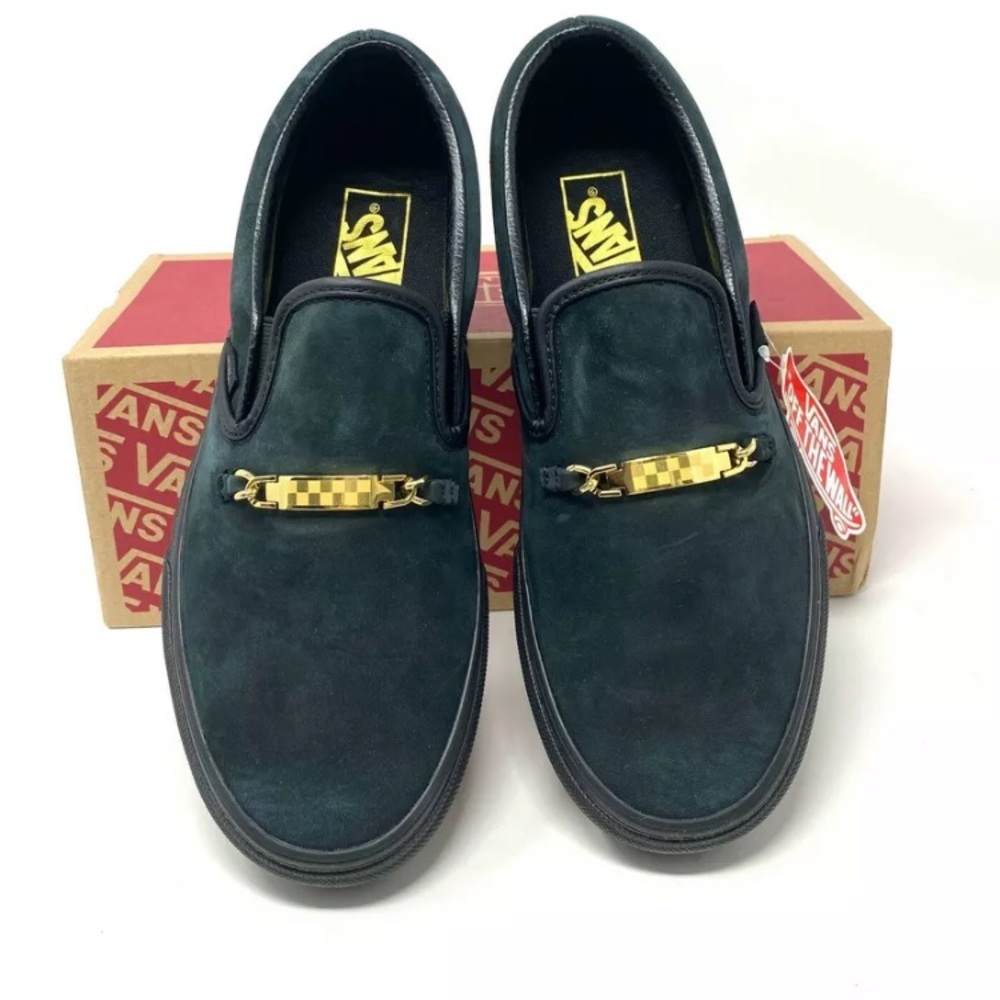 Classic slip on
